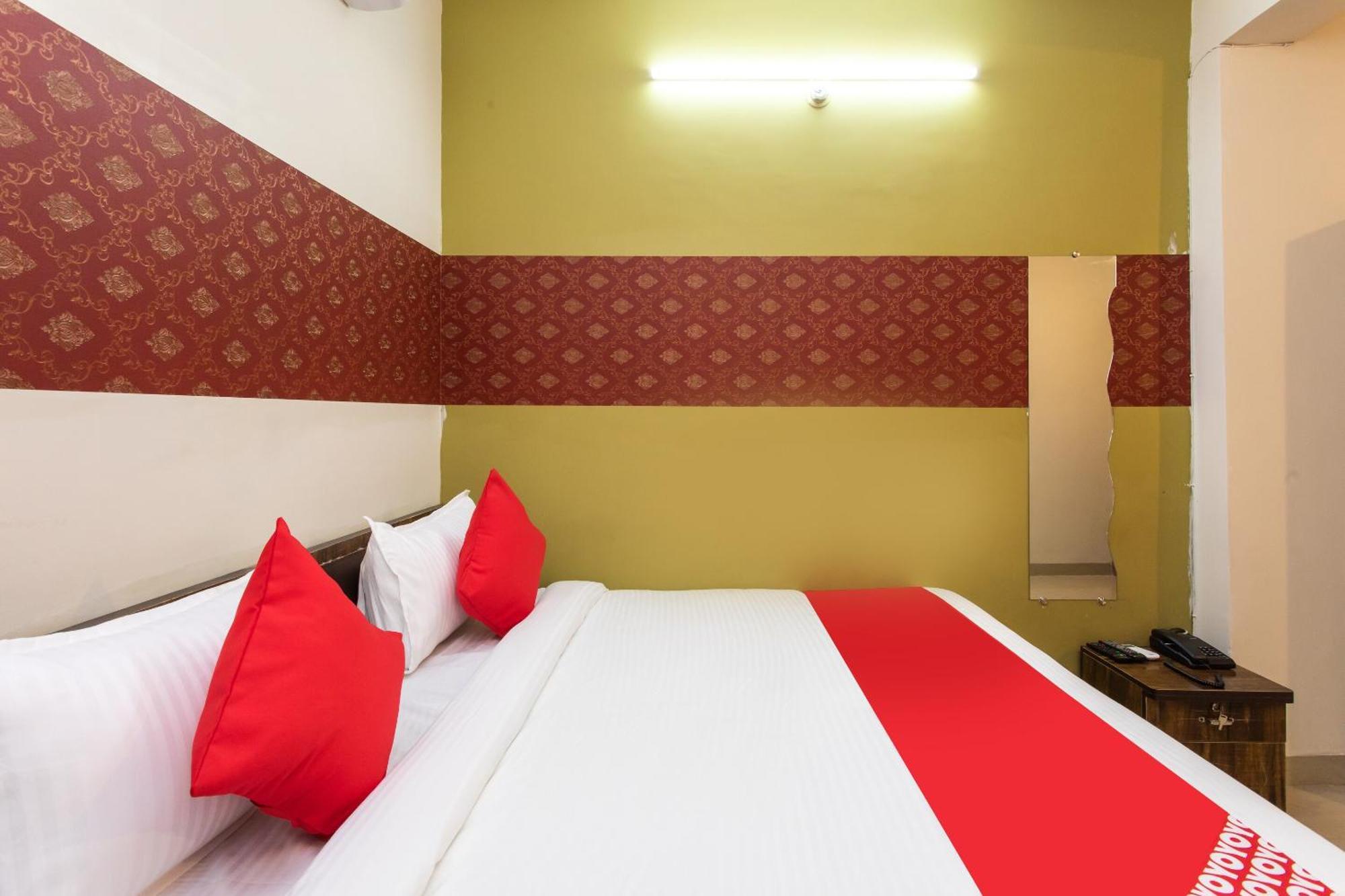Hotel O Apple Tree Індаур Екстер'єр фото